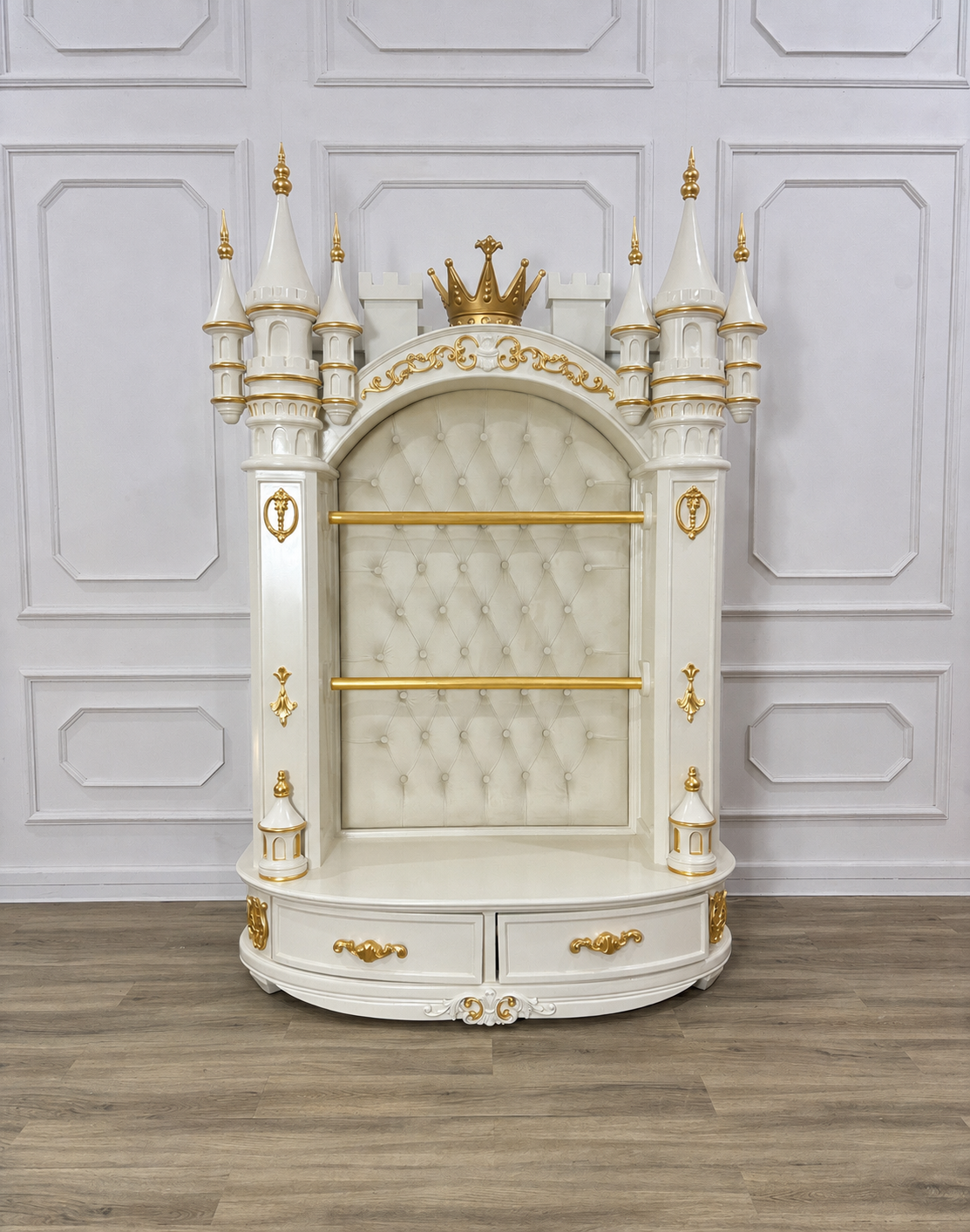 Royal Castle Closet