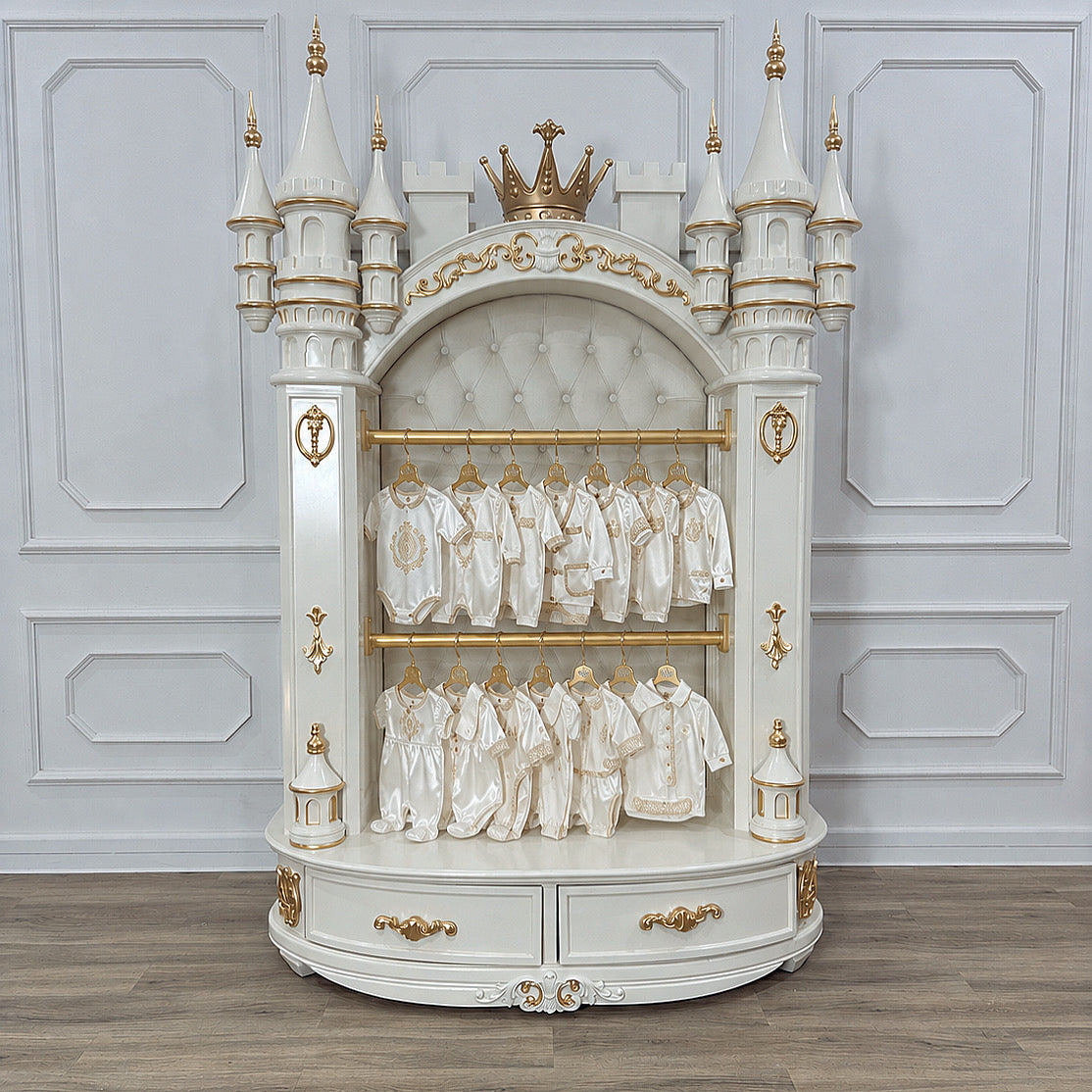 Royal Castle Closet