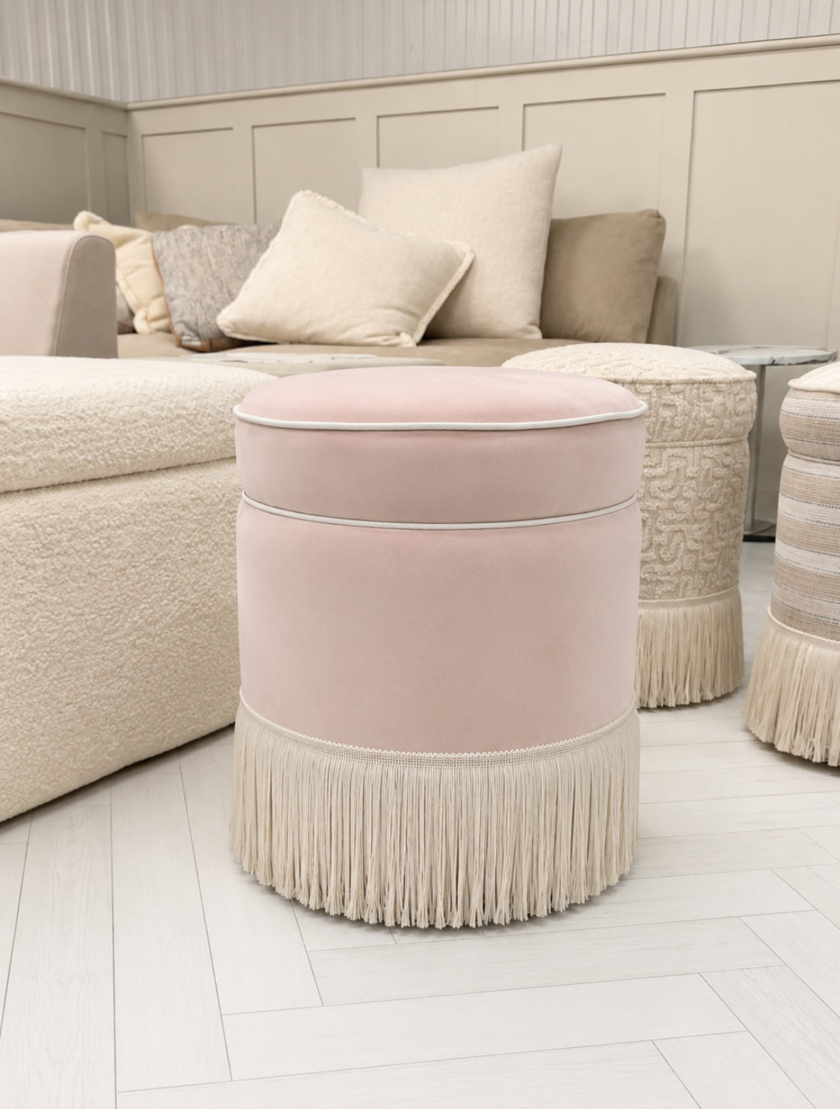 Valencia Luxury Stool