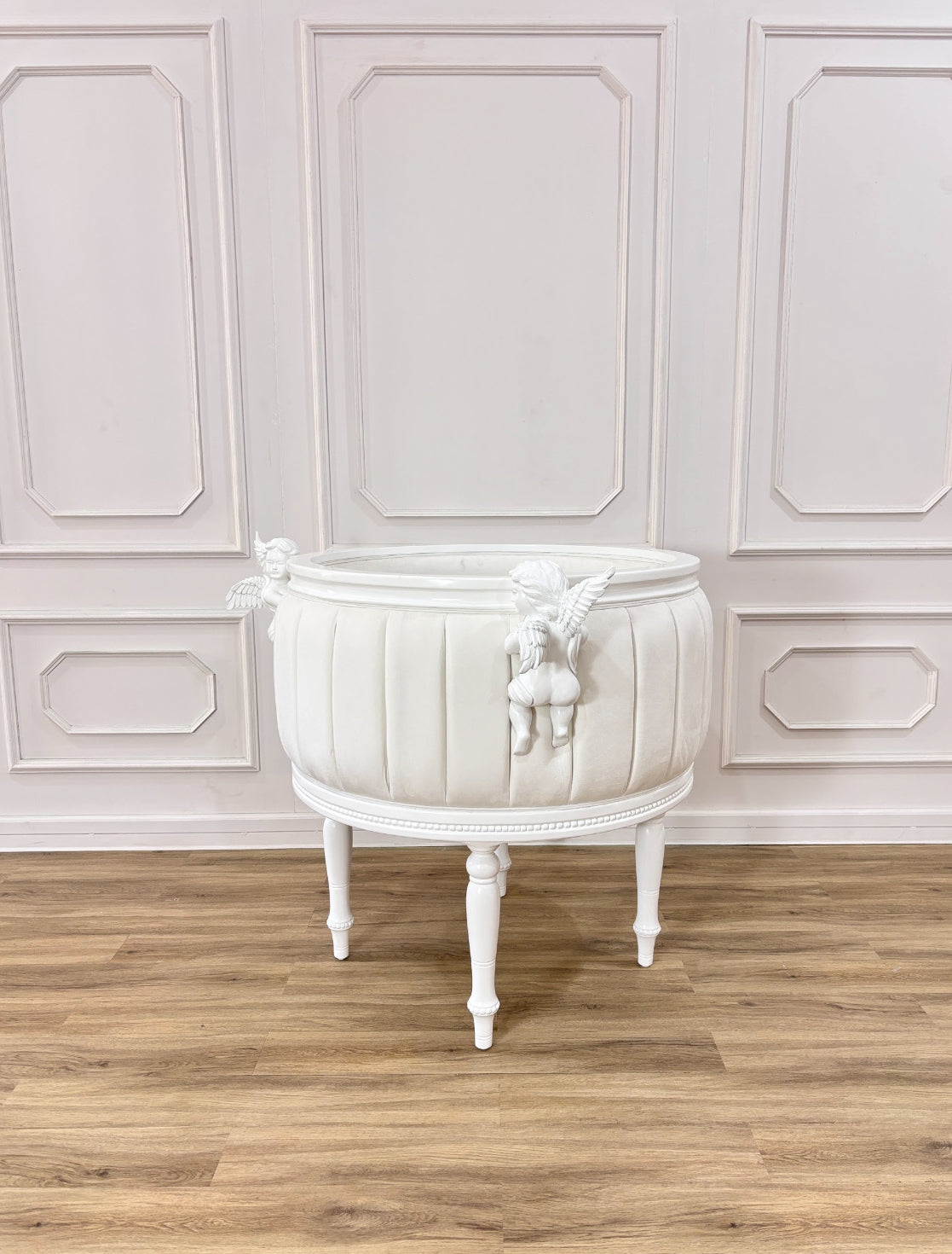 Cherub Dreaming Bassinet