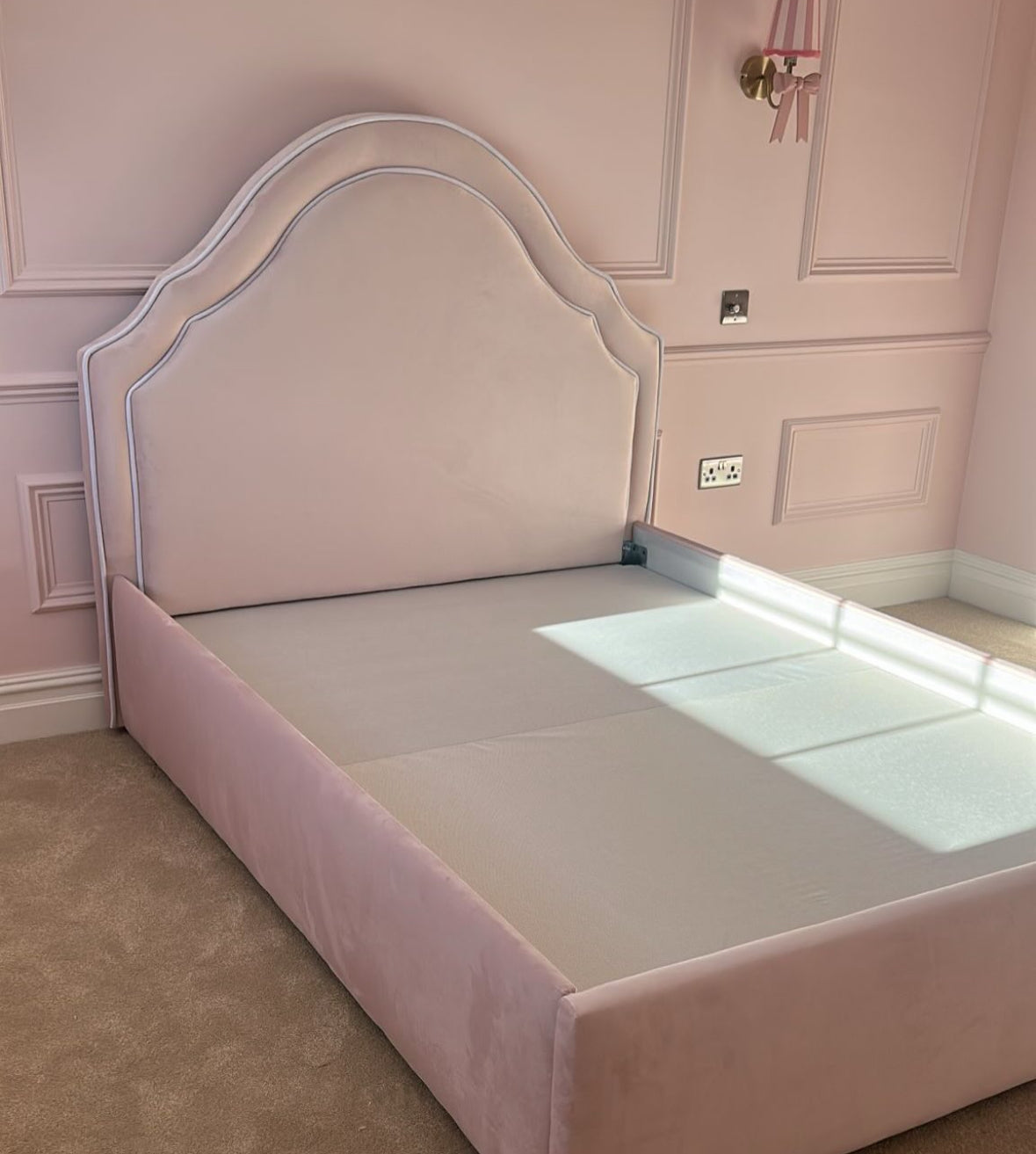Seraphina Bed