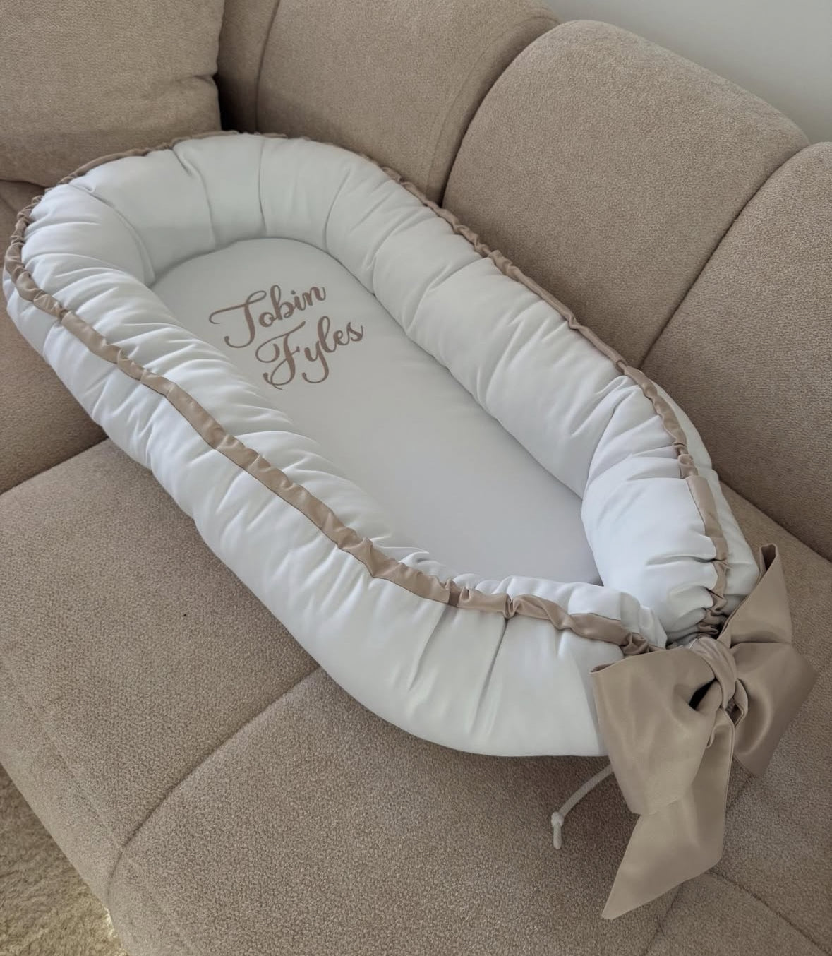 Satin Bow Baby Nest