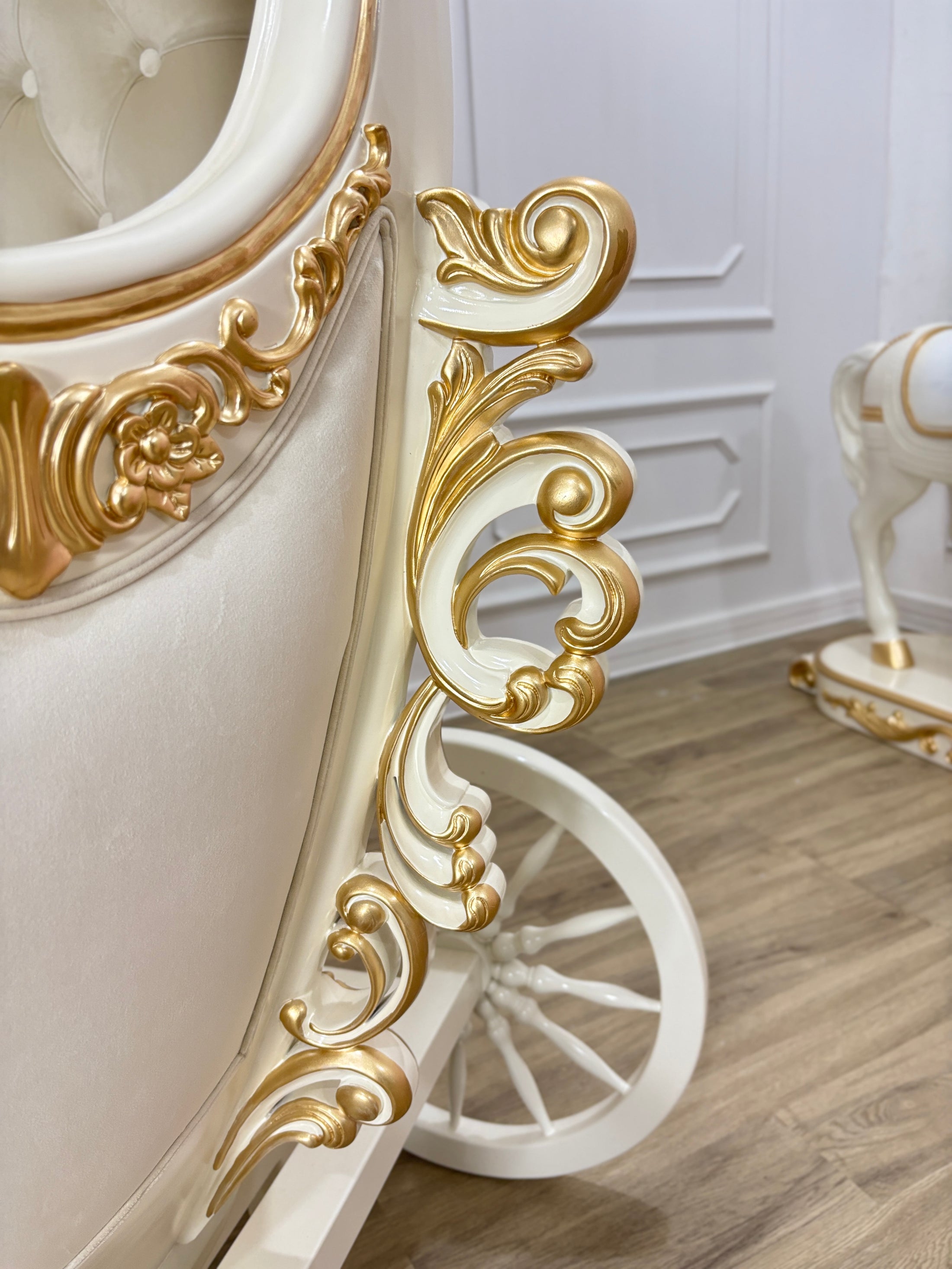 The Royal Carriage Crib And Horse
