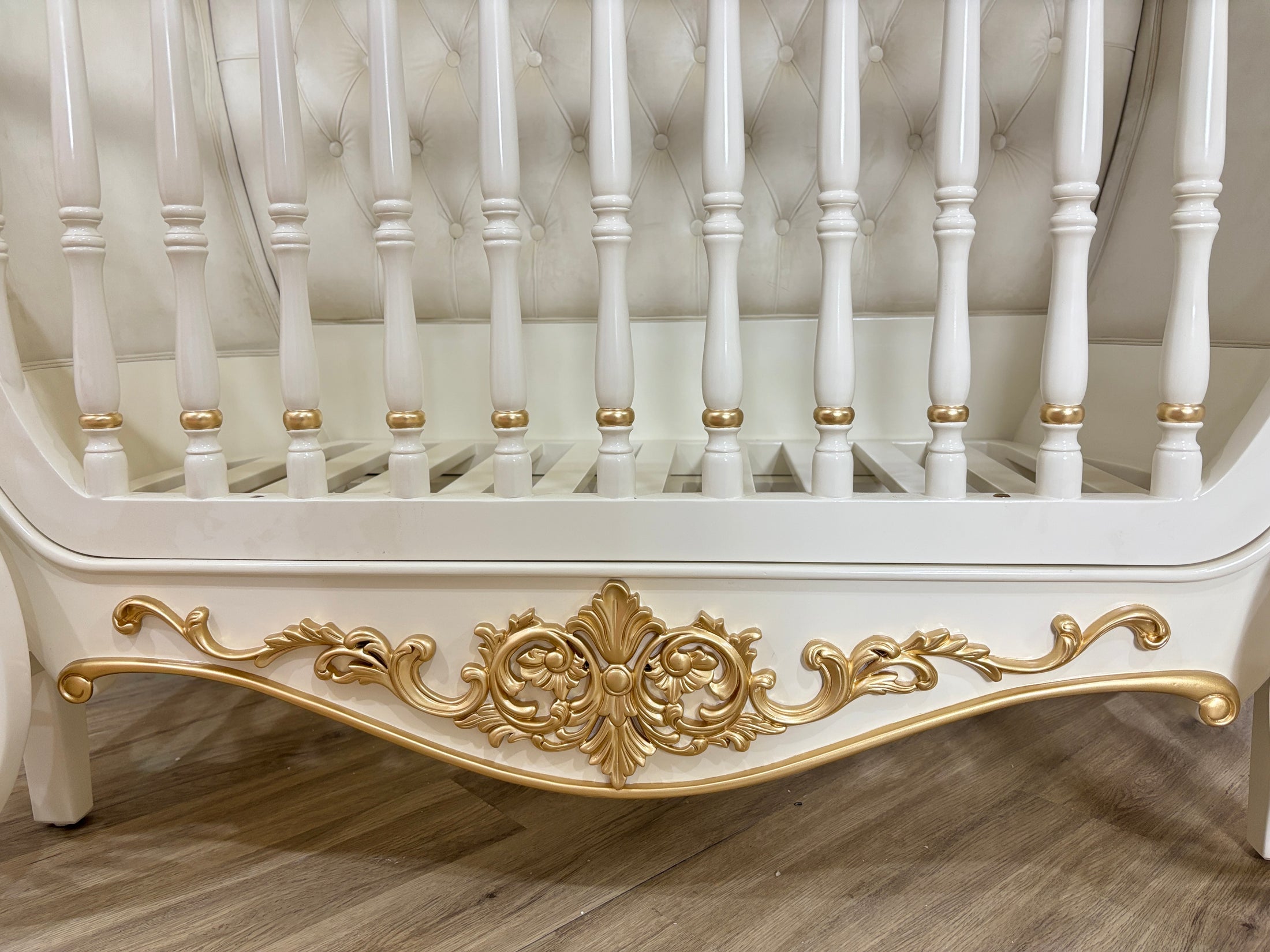 The Royal Carriage Crib And Horse