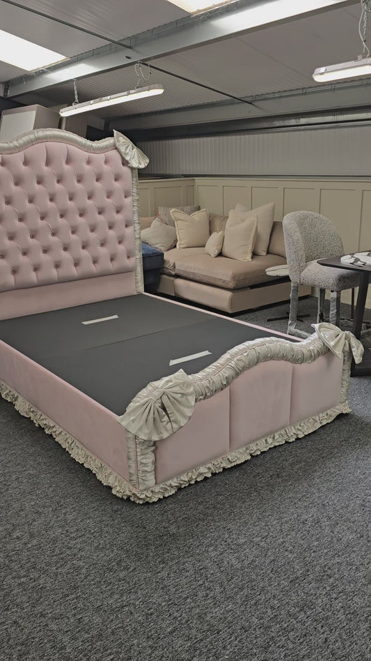 Cindi Silk Bed